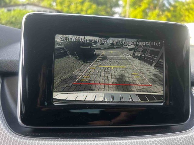 MERCEDES-BENZ B 180 usata, con Climatizzatore