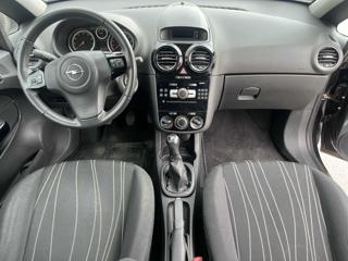 OPEL Corsa usata, con Boardcomputer