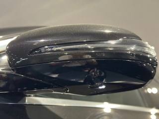 MERCEDES-BENZ E 300 usata, con Fari LED