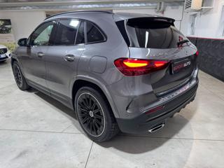 MERCEDES-BENZ GLA 200 usata, con Alzacristalli elettrici