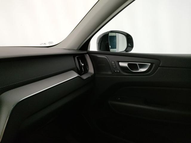 VOLVO XC60 usata, con Touch screen