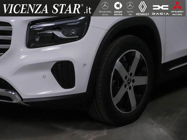 MERCEDES-BENZ GLB 180 usata, con Airbag