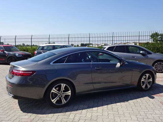 MERCEDES-BENZ E 220 usata, con Airbag Passeggero