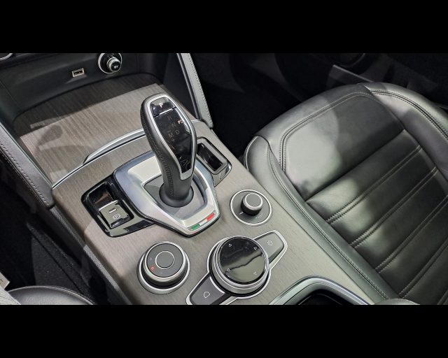 ALFA ROMEO Stelvio usata, con Frenata d