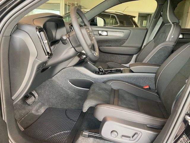 VOLVO XC40 usata, con Chiusura centralizzata