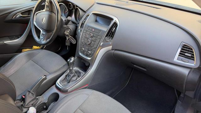 OPEL Astra usata, con Autoradio