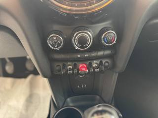MINI One usata, con USB