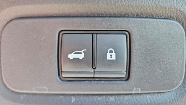 NISSAN Qashqai usata, con Specchietti laterali elettrici