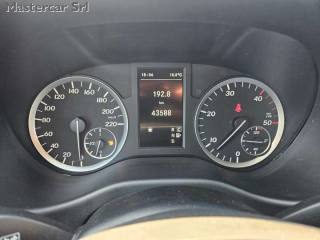 MERCEDES-BENZ Vito usata 13