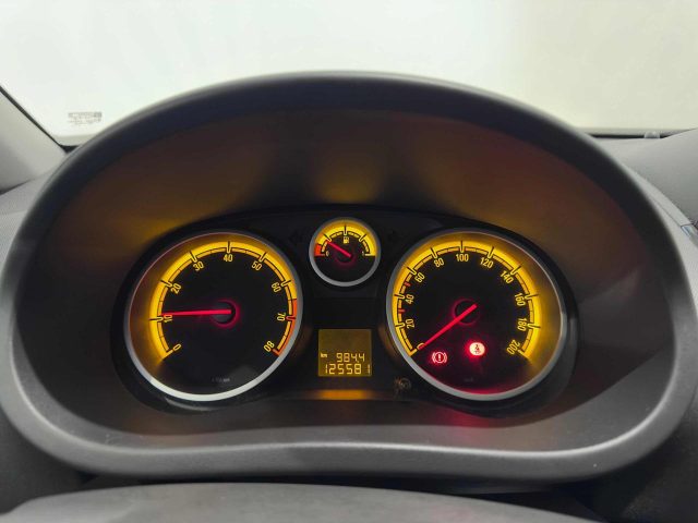 OPEL Corsa usata, con Climatizzatore
