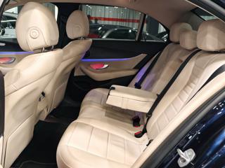 MERCEDES-BENZ E 220 usata, con Interni in pelle