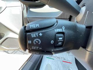 PEUGEOT 208 usata, con Touch screen
