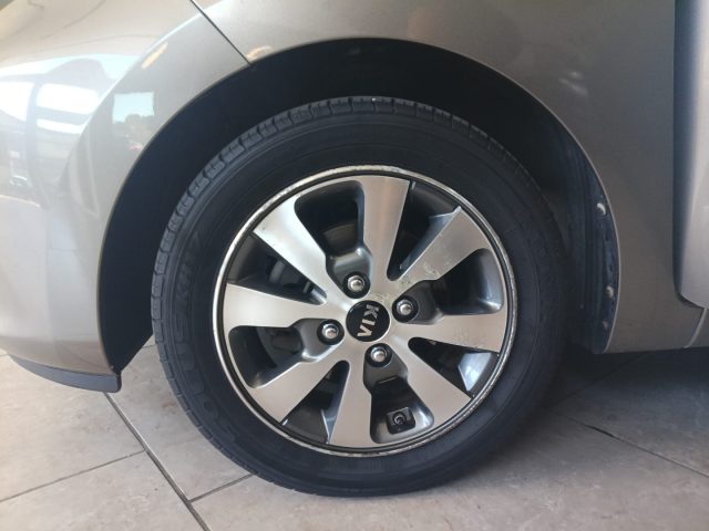 KIA Picanto usata 12