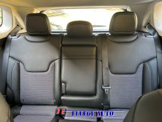 JEEP Compass usata, con Sedile posteriore sdoppiato