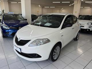 LANCIA Ypsilon 1.0 FireFly 5 porte S&S Hybrid Ecochic Gold