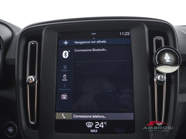 VOLVO XC40 usata 14