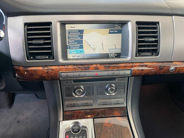 JAGUAR XF usata, con Fendinebbia