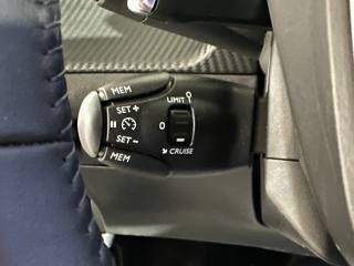 PEUGEOT 2008 usata, con Cruise Control