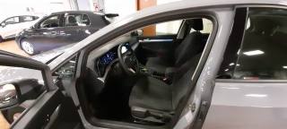VOLKSWAGEN Golf usata, con Fari LED