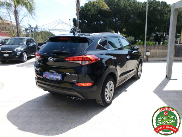 HYUNDAI Tucson usata, con Autoradio