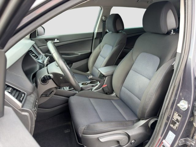 HYUNDAI Tucson usata 9
