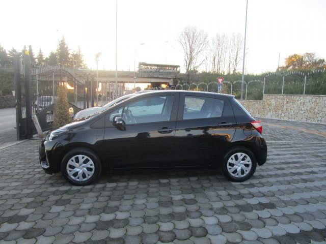 TOYOTA Yaris usata, con Airbag