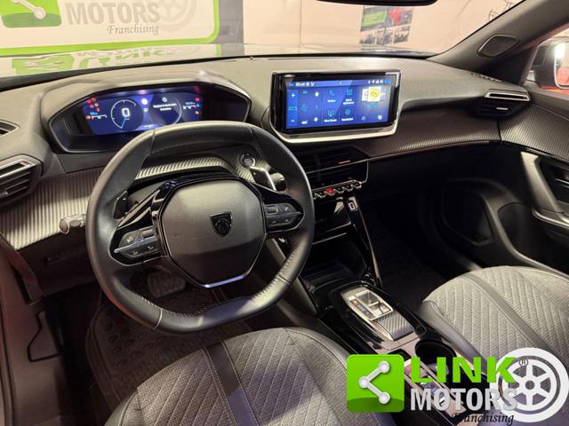 PEUGEOT 2008 usata, con Touch screen