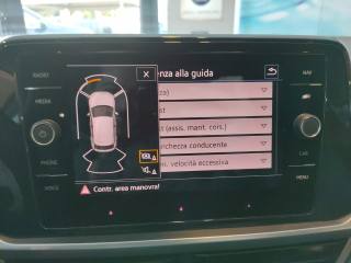VOLKSWAGEN T-Roc usata, con Controllo trazione