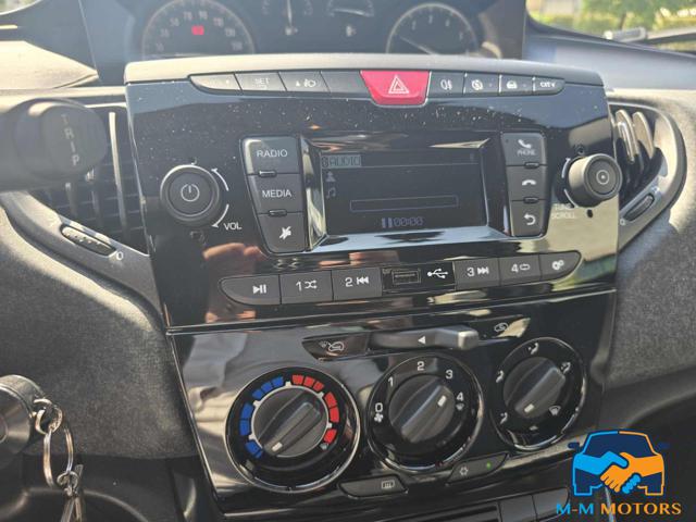 LANCIA Ypsilon usata, con Airbag testa