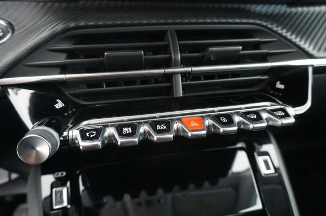 PEUGEOT 208 usata, con ESP