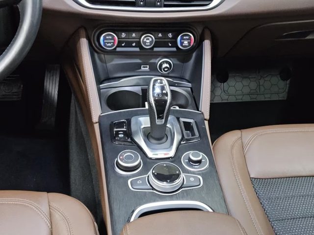 ALFA ROMEO Stelvio usata, con Cerchi in lega