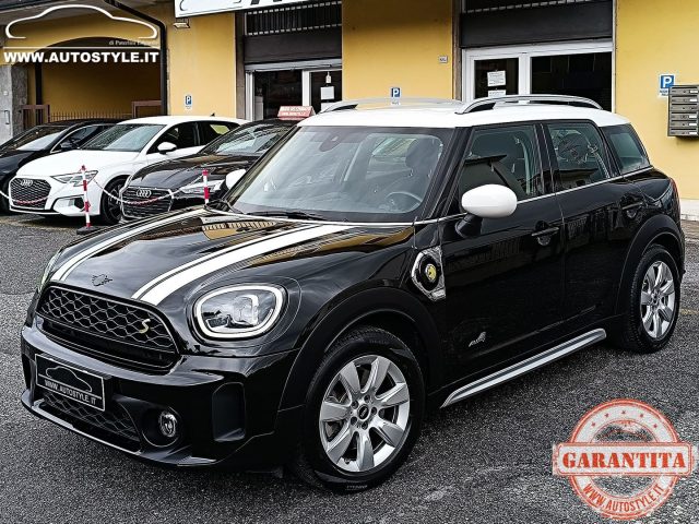 MINI Countryman usata, con Fari LED