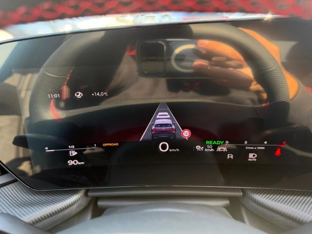 AUDI Q5 usata, con Sensori di parcheggio anteriori