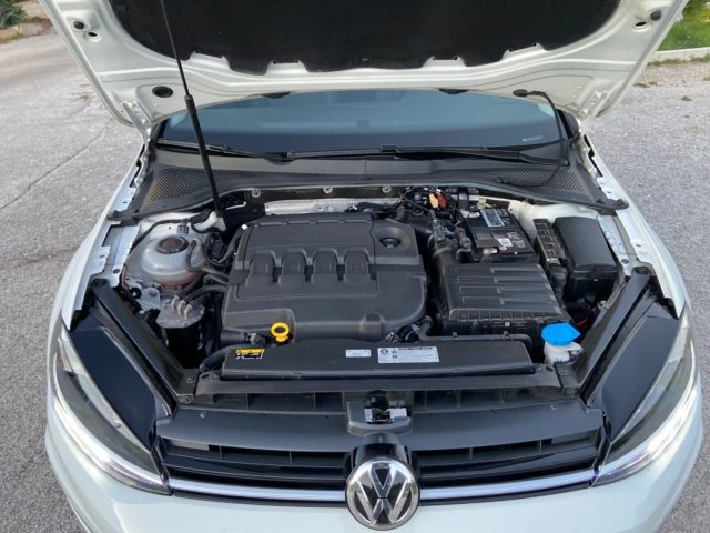 VOLKSWAGEN Golf usata, con Autoradio digitale