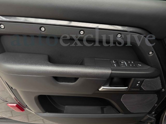 LAND ROVER Defender usata, con Regolazione elettrica sedili