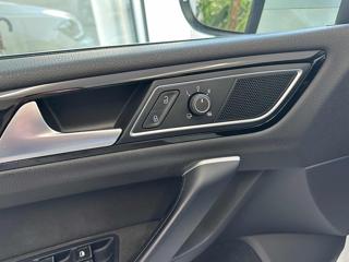 VOLKSWAGEN Golf Sportsvan usata, con Cruise Control