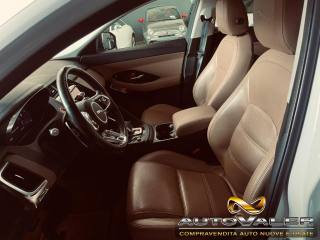 JAGUAR E-Pace usata, con Autoradio
