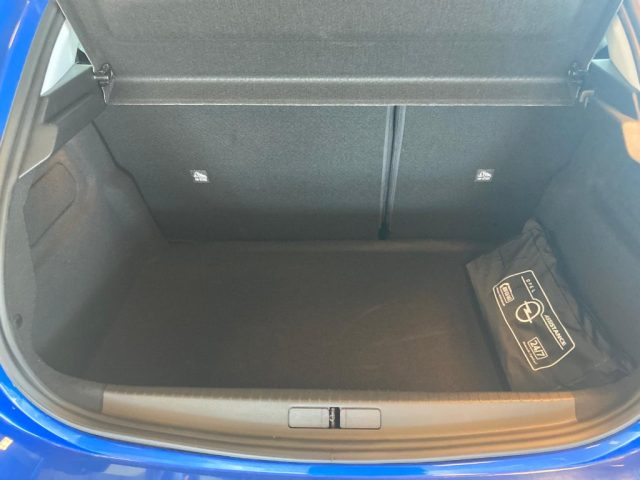 OPEL Corsa usata, con ESP