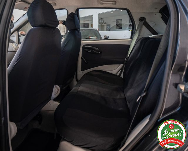 FIAT Punto usata, con USB