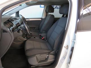 VOLKSWAGEN Touran usata, con Controllo trazione