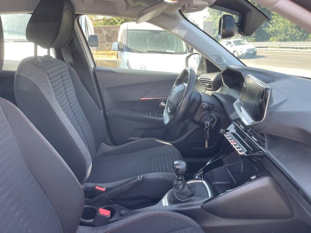 PEUGEOT 2008 usata 12