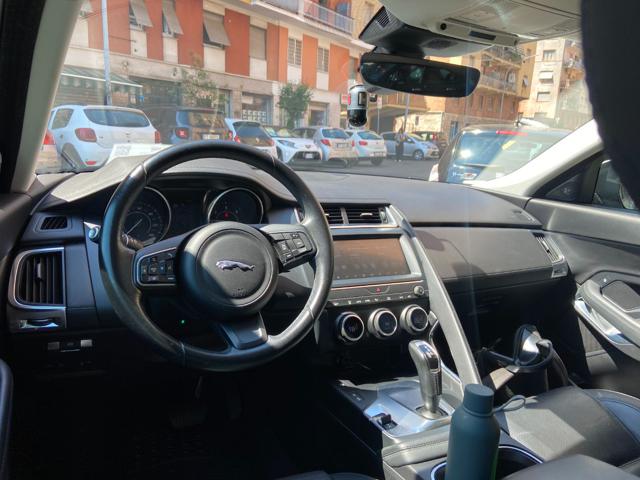 JAGUAR E-Pace usata, con Chiusura centralizzata