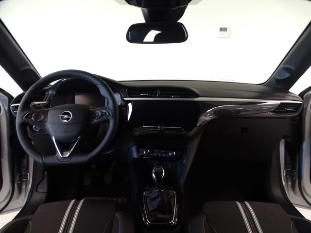 OPEL Corsa usata, con Bluetooth