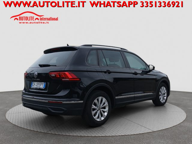 VOLKSWAGEN Tiguan usata, con Autoradio