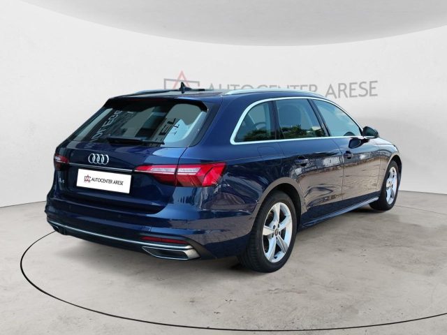 AUDI A4 usata, con Autoradio