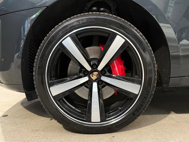 PORSCHE Macan usata, con Luci diurne LED