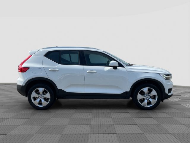 VOLVO XC40 usata 7