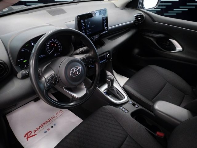TOYOTA Yaris usata 14