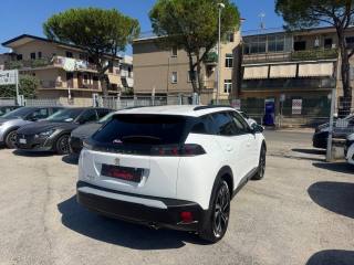 PEUGEOT 2008 usata, con Autoradio