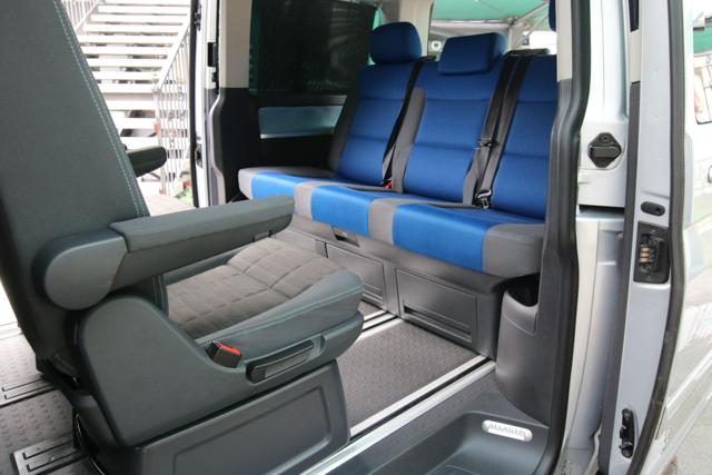 VOLKSWAGEN Multivan usata, con ESP